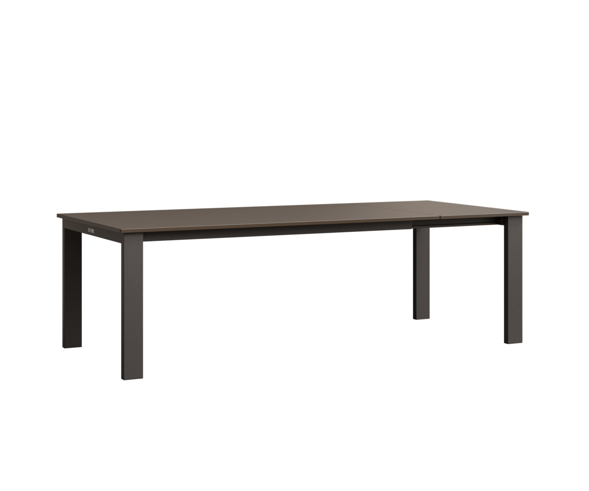 Berlin Gardens Berkley MGP 42" x 72" Expandable Table with Hammered Top