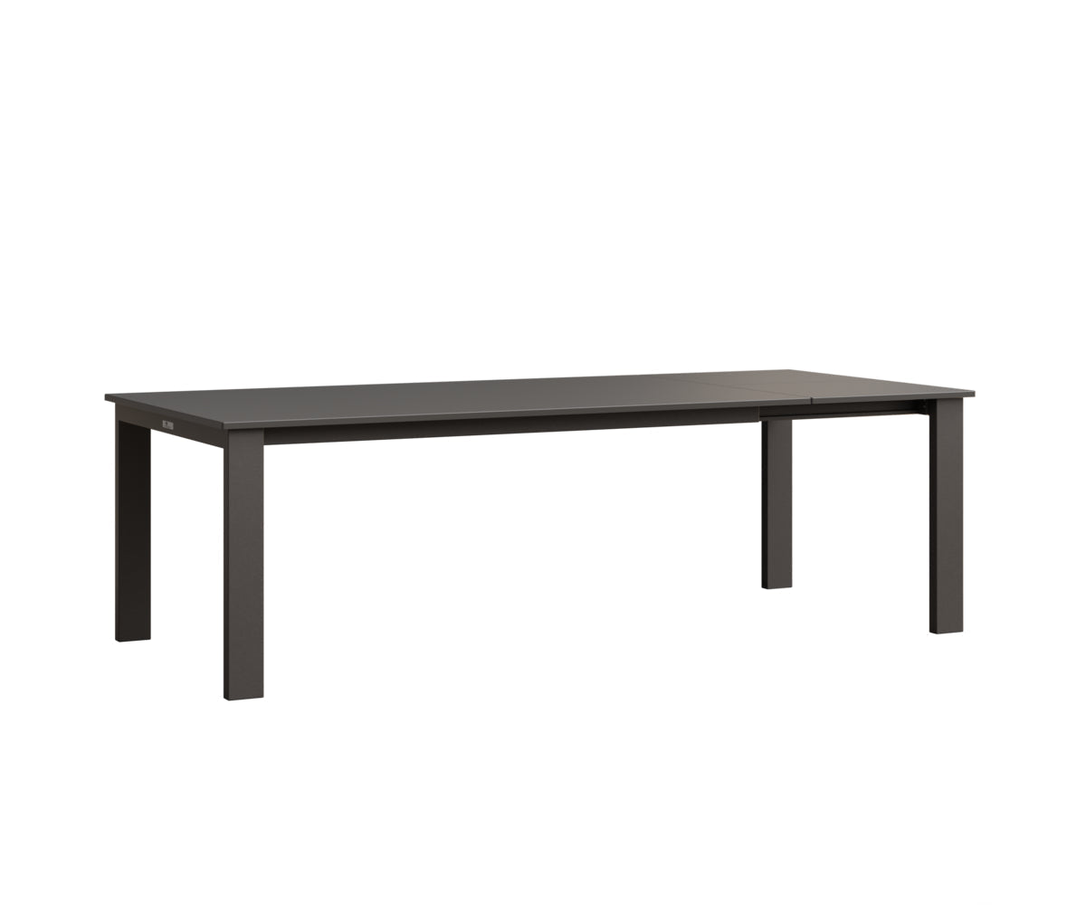 Berlin Gardens Berkley MGP 42" x 72" Expandable Table with Hammered Top